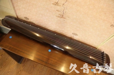 新疆【冬季古琴保养注意事项】20240108